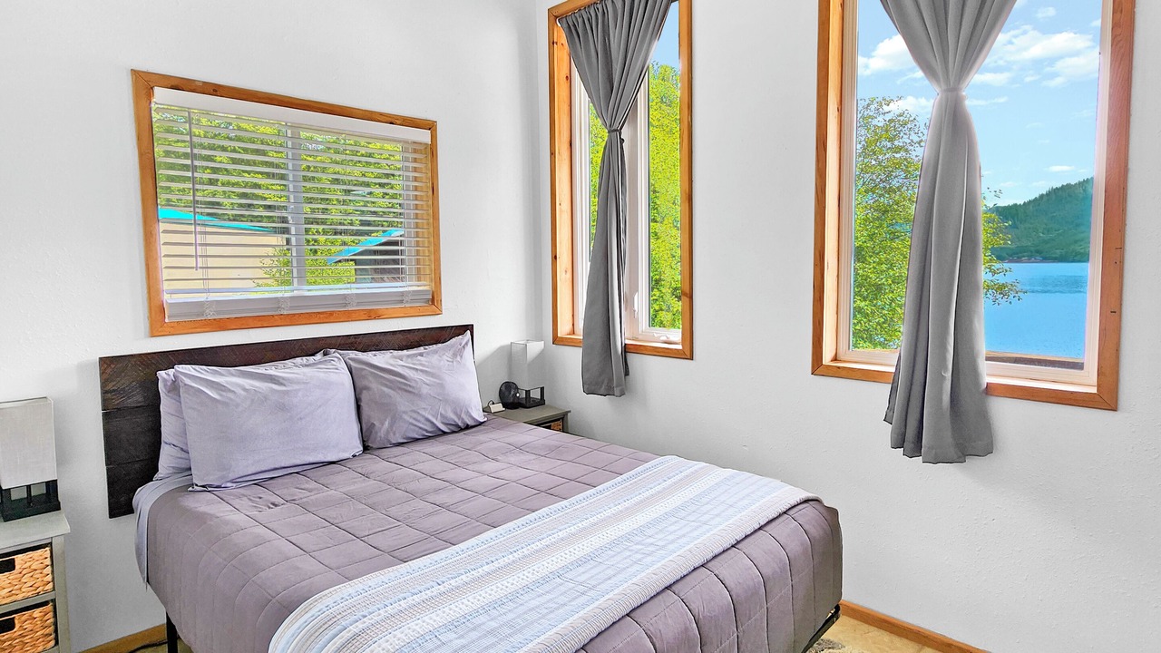 Photo of Bedroom in Craig