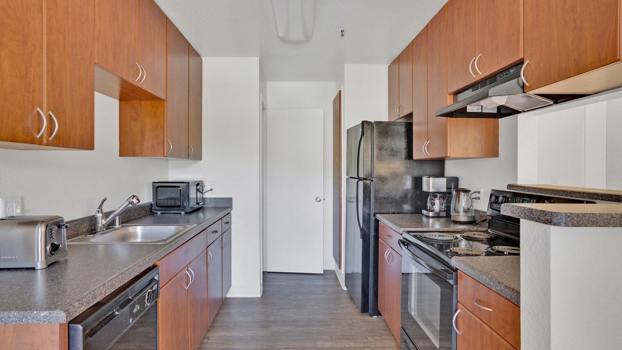 Photo of Kitchen in Shoreline West