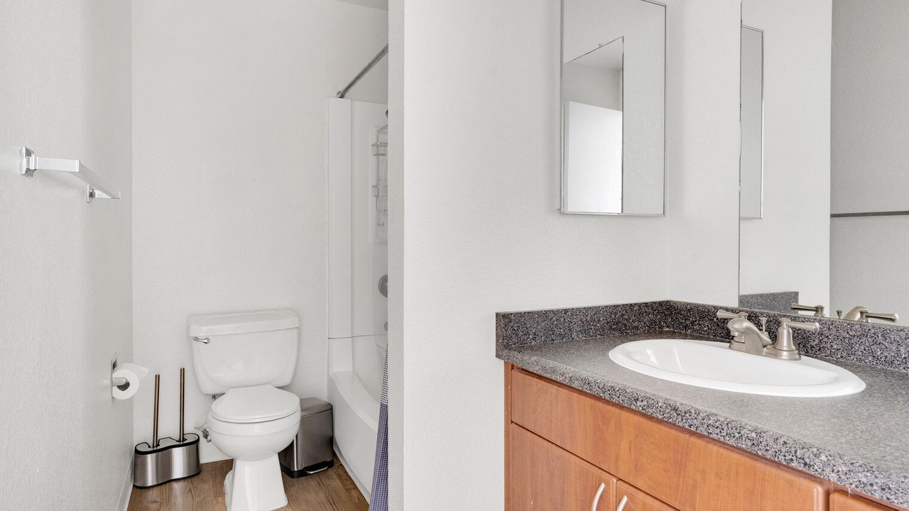 Photo of Bathroom in Shoreline West