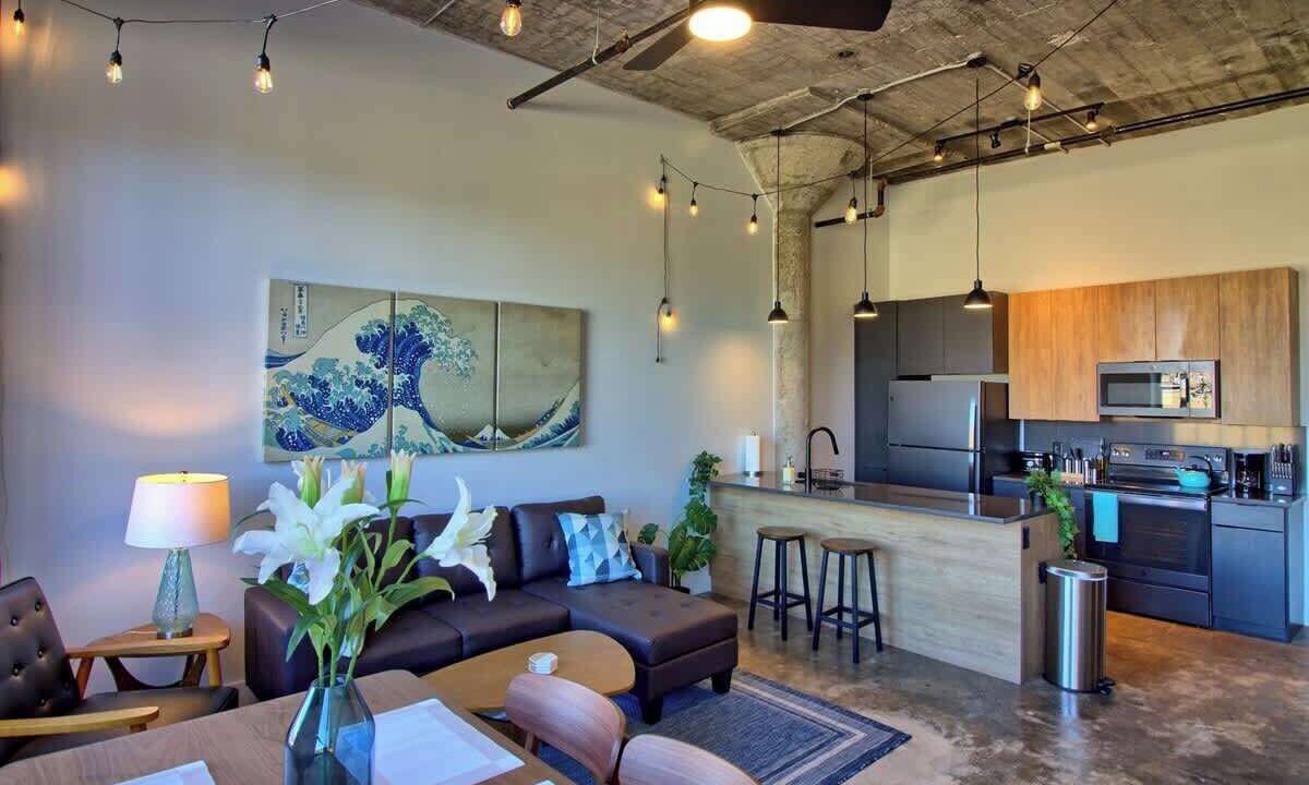 Photo of Livingroom in Midtown