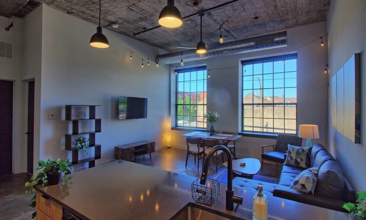 Photo of Livingroom in Midtown