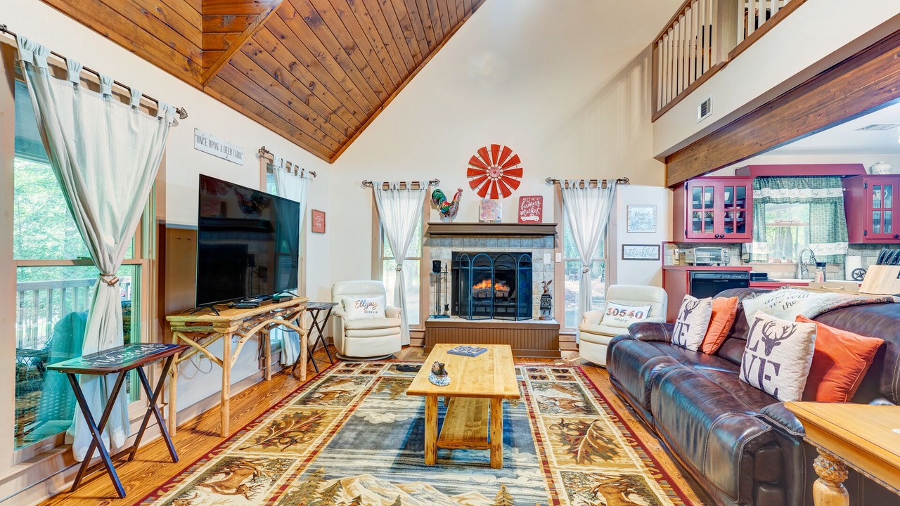 Photo of Livingroom in Ellijay
