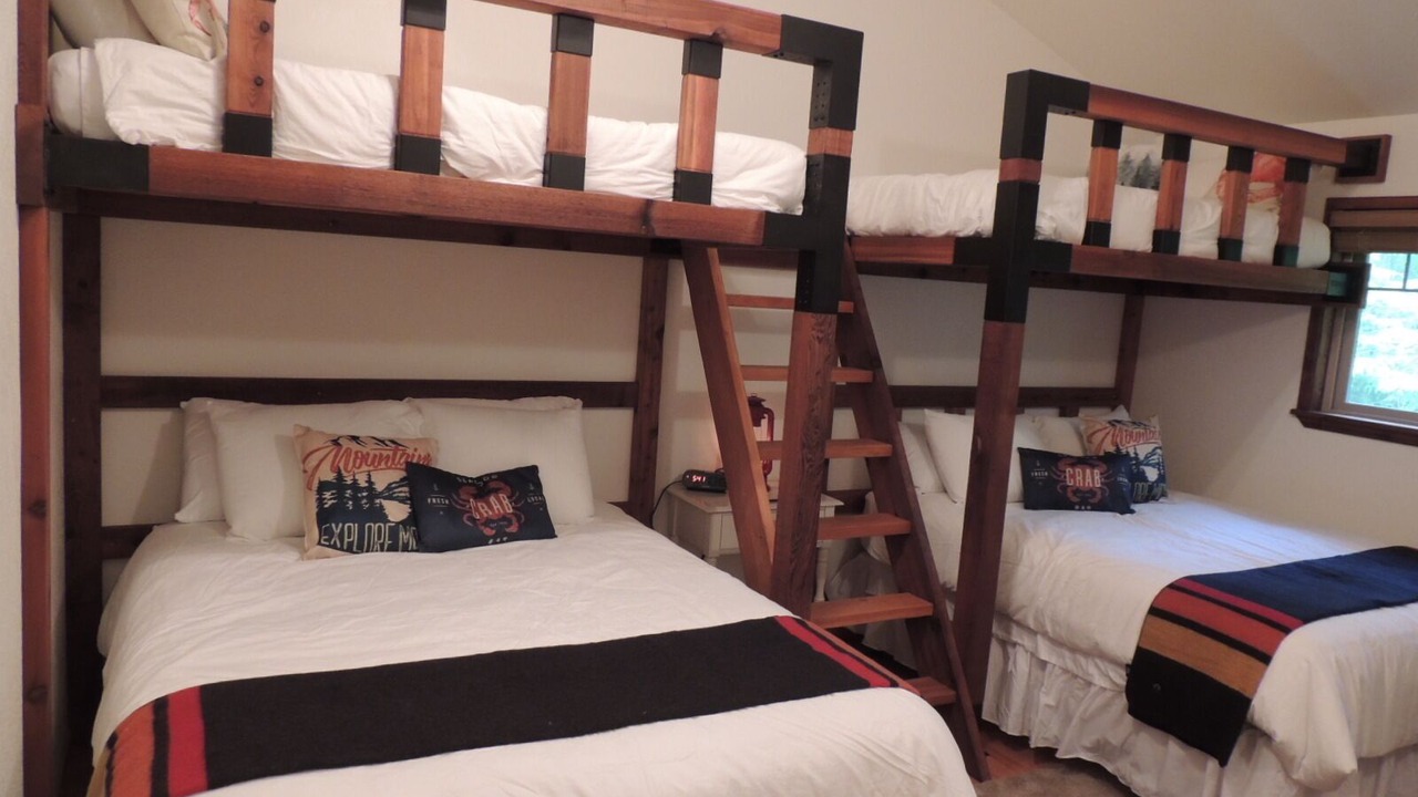 Photo of Bedroom in Coffman Cove