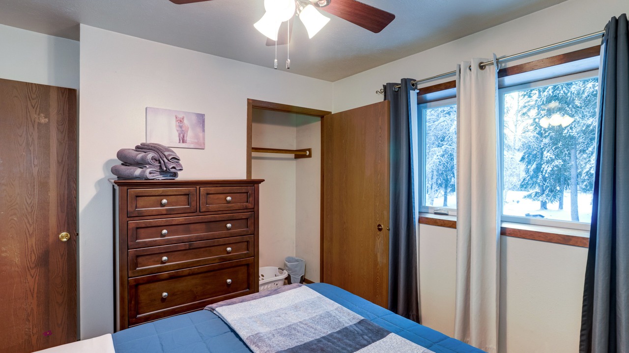 Photo of Bedroom in Badger