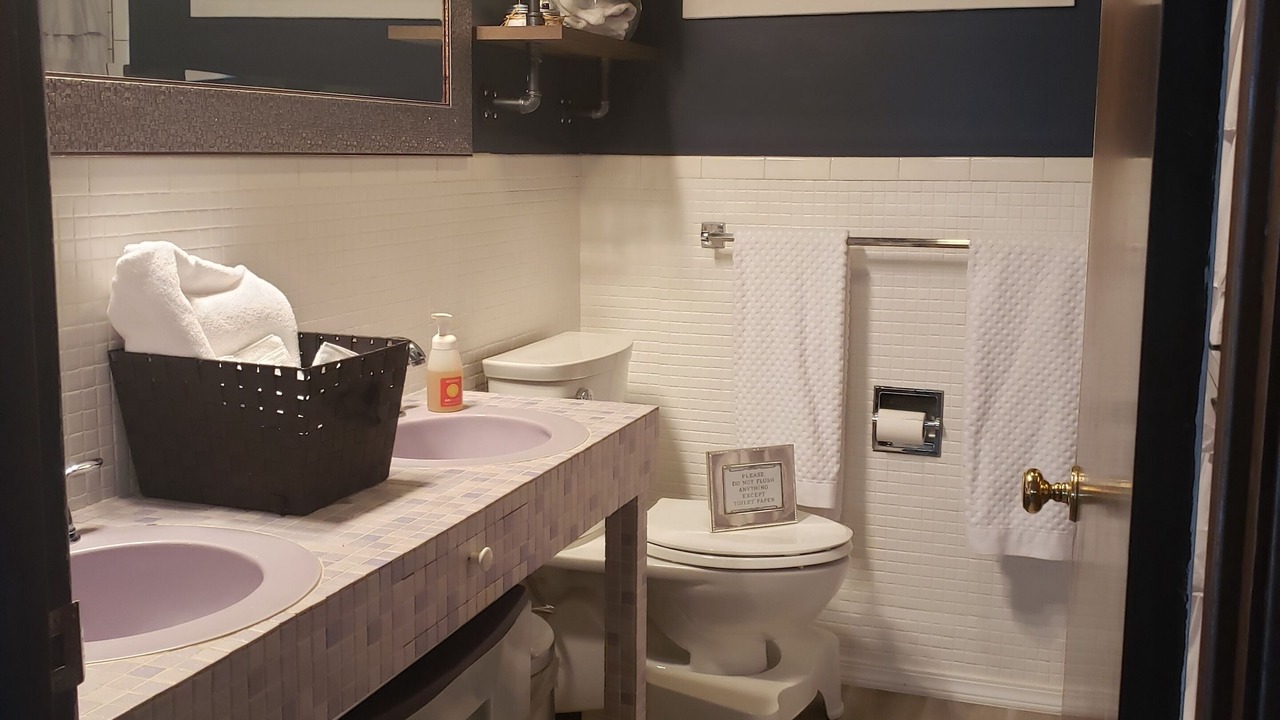 Photo of Bathroom in Ketchikan