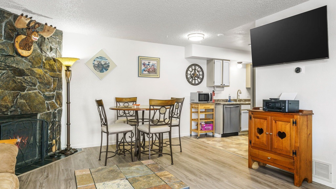 Photo of Livingroom in Sand Lake