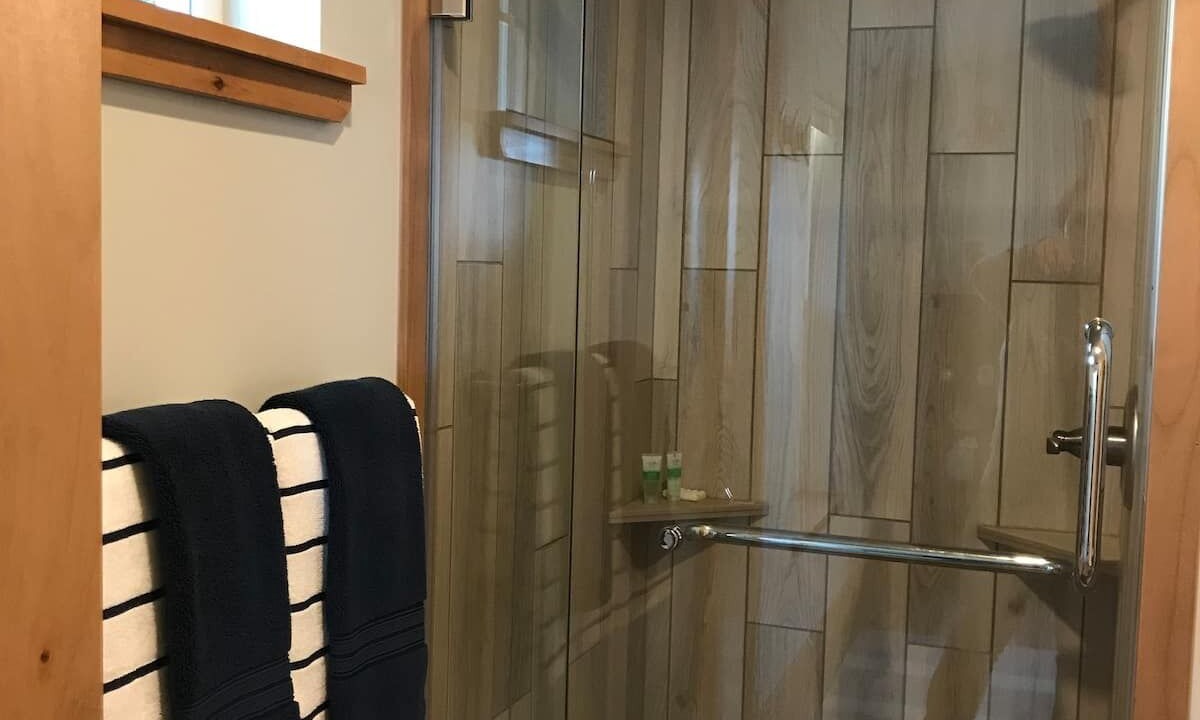 Photo of Bathroom in Homer