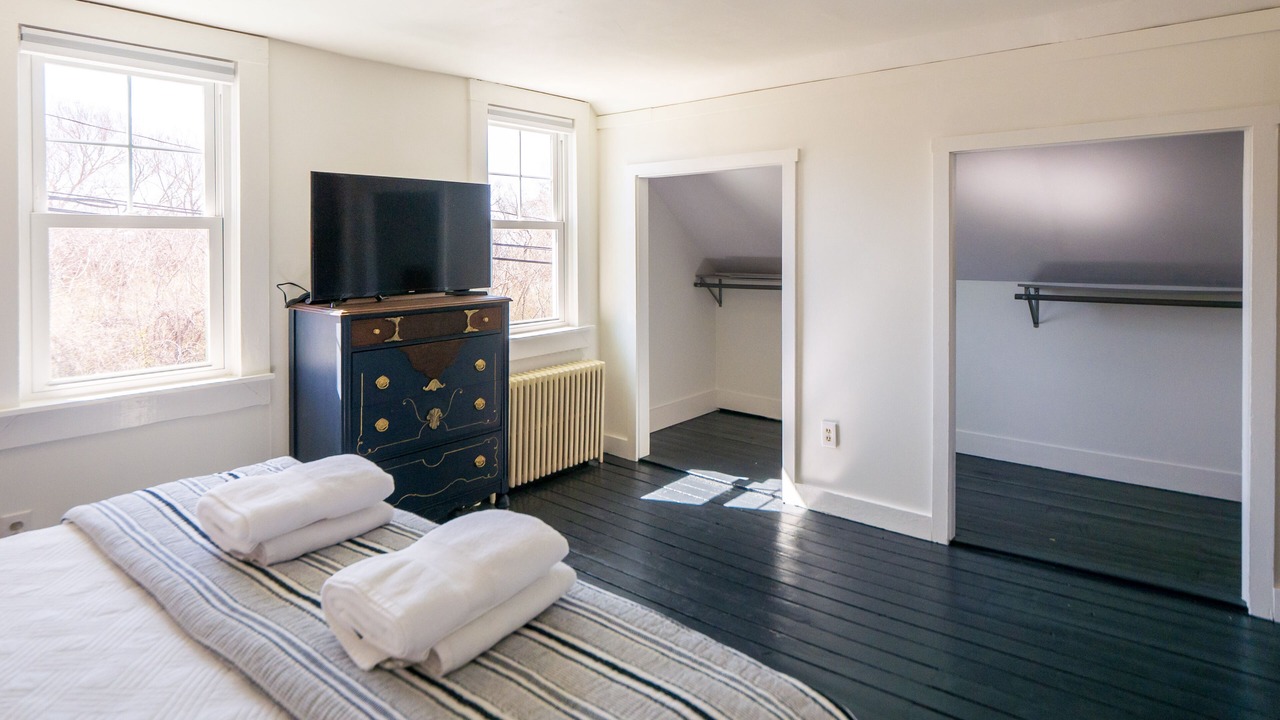 Photo of Bedroom in Newport East