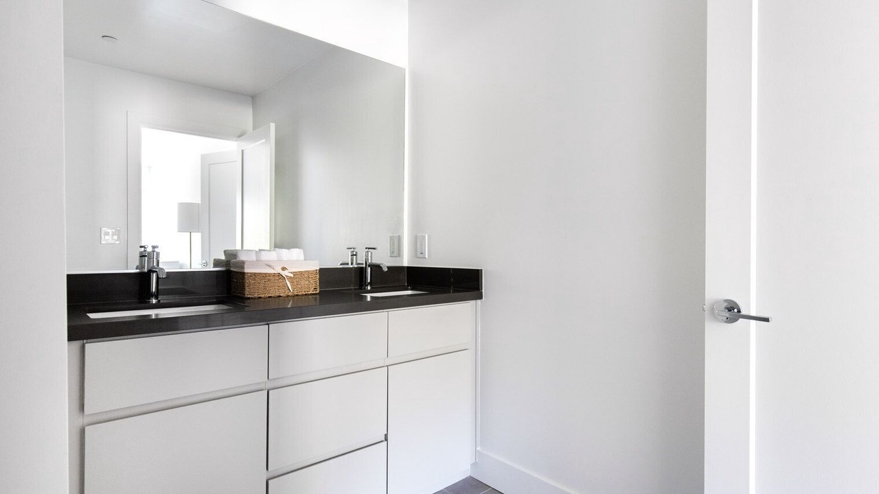 Photo of Bathroom in Sharon Heights