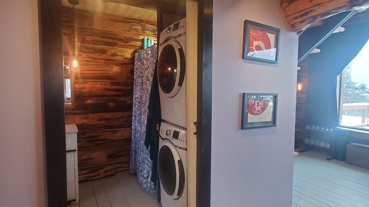 Photo of Bedroom in Diamond Ridge