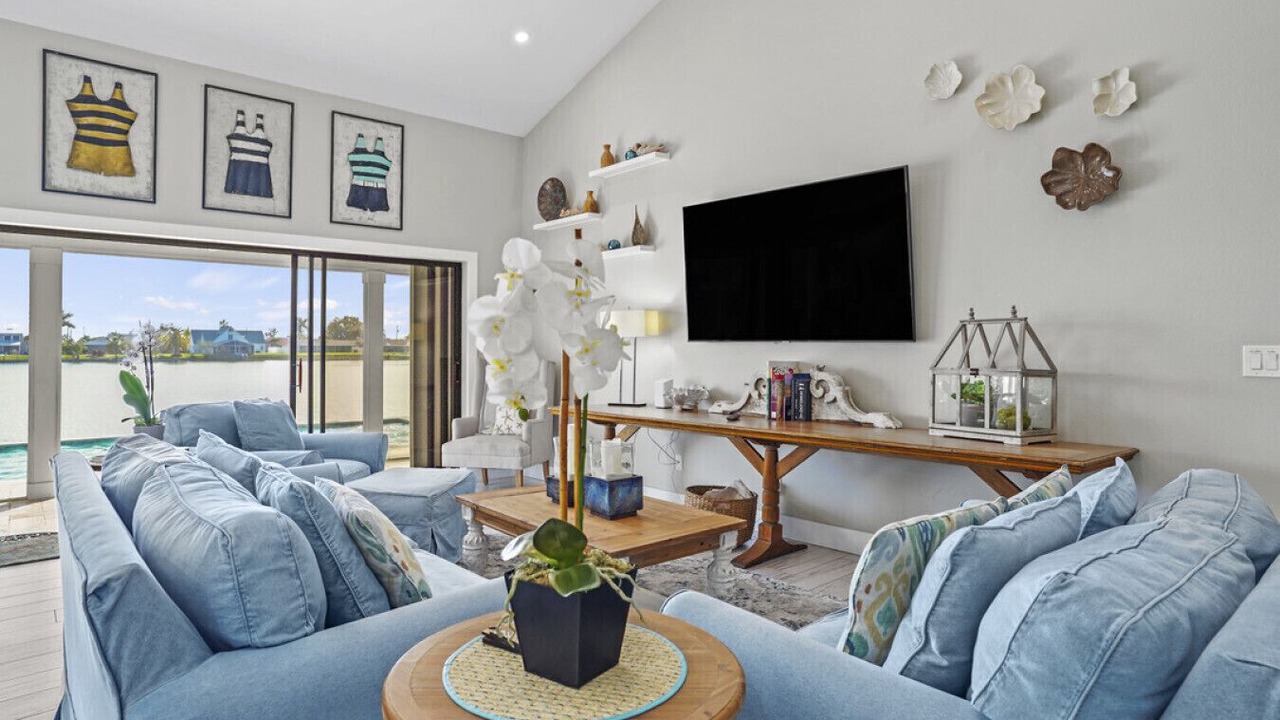 Photo of Livingroom in Fort Myers