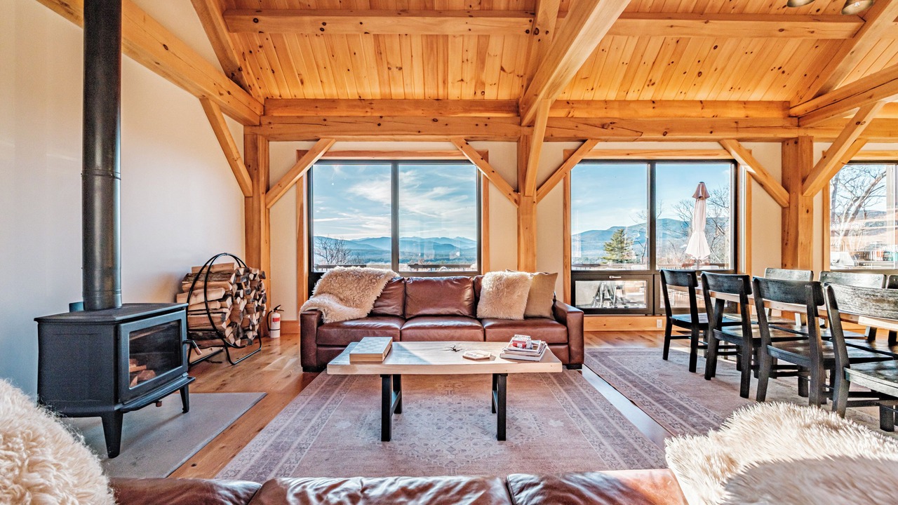 Photo of Livingroom in Bethel