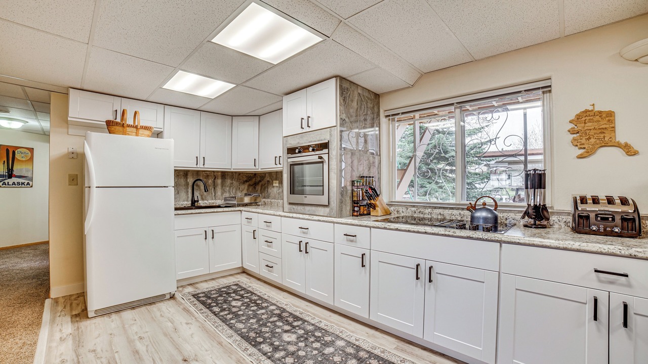 Photo of Kitchen in Russian Jack Park