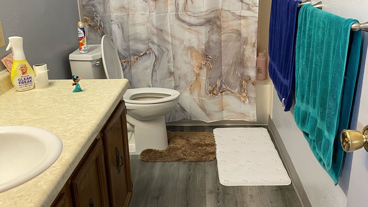 Photo of Bathroom in Homer