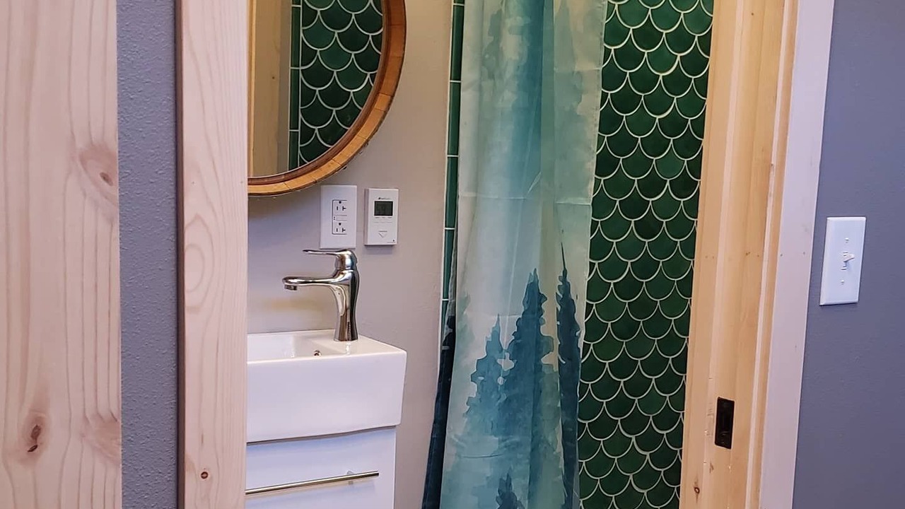 Photo of Bathroom in Jesse Lee Heights