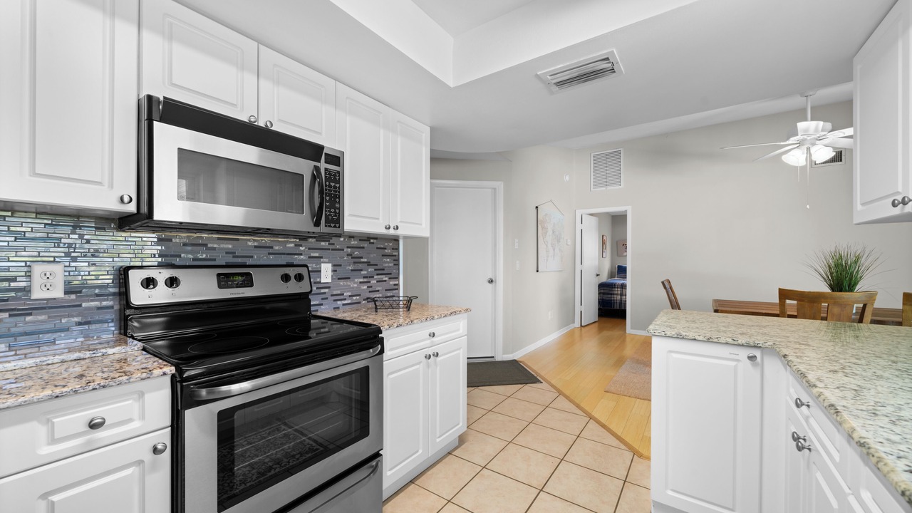 Photo of Kitchen in Caloosahatchee