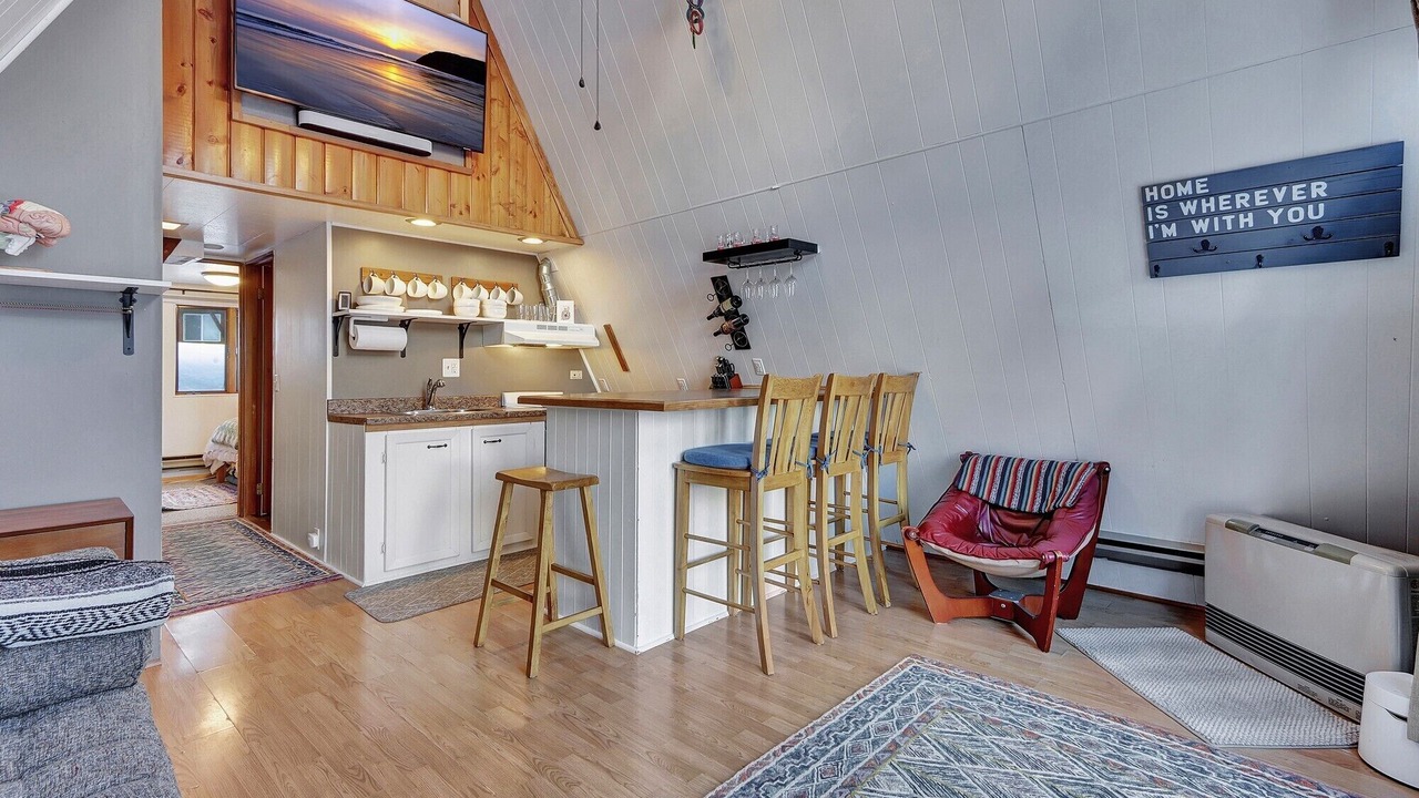 Photo of Livingroom in Alyeska