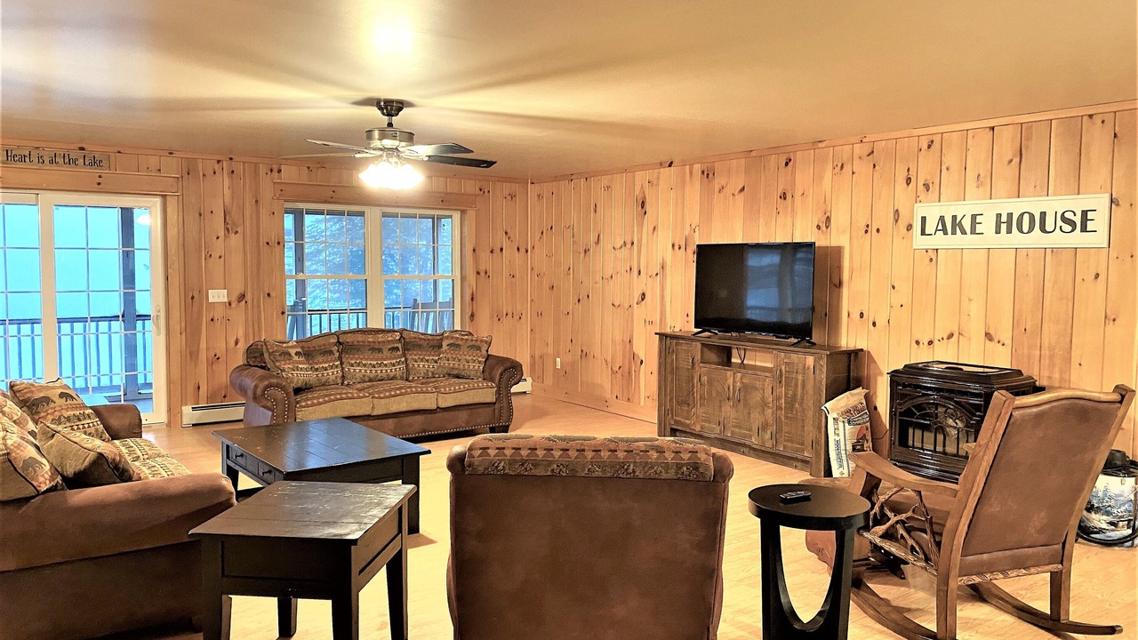Photo of Livingroom in Abbot