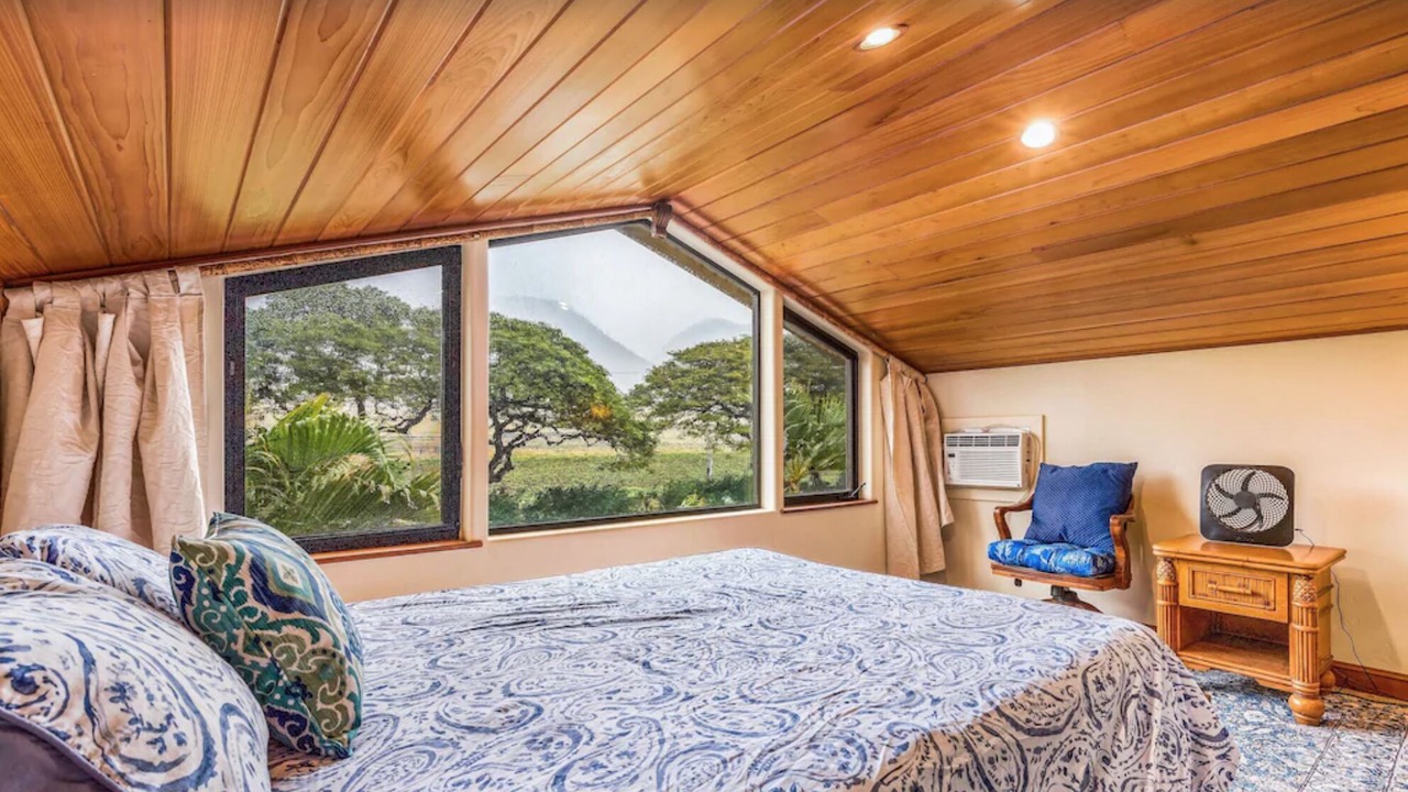 Photo of Bedroom in Downtown Lahaina