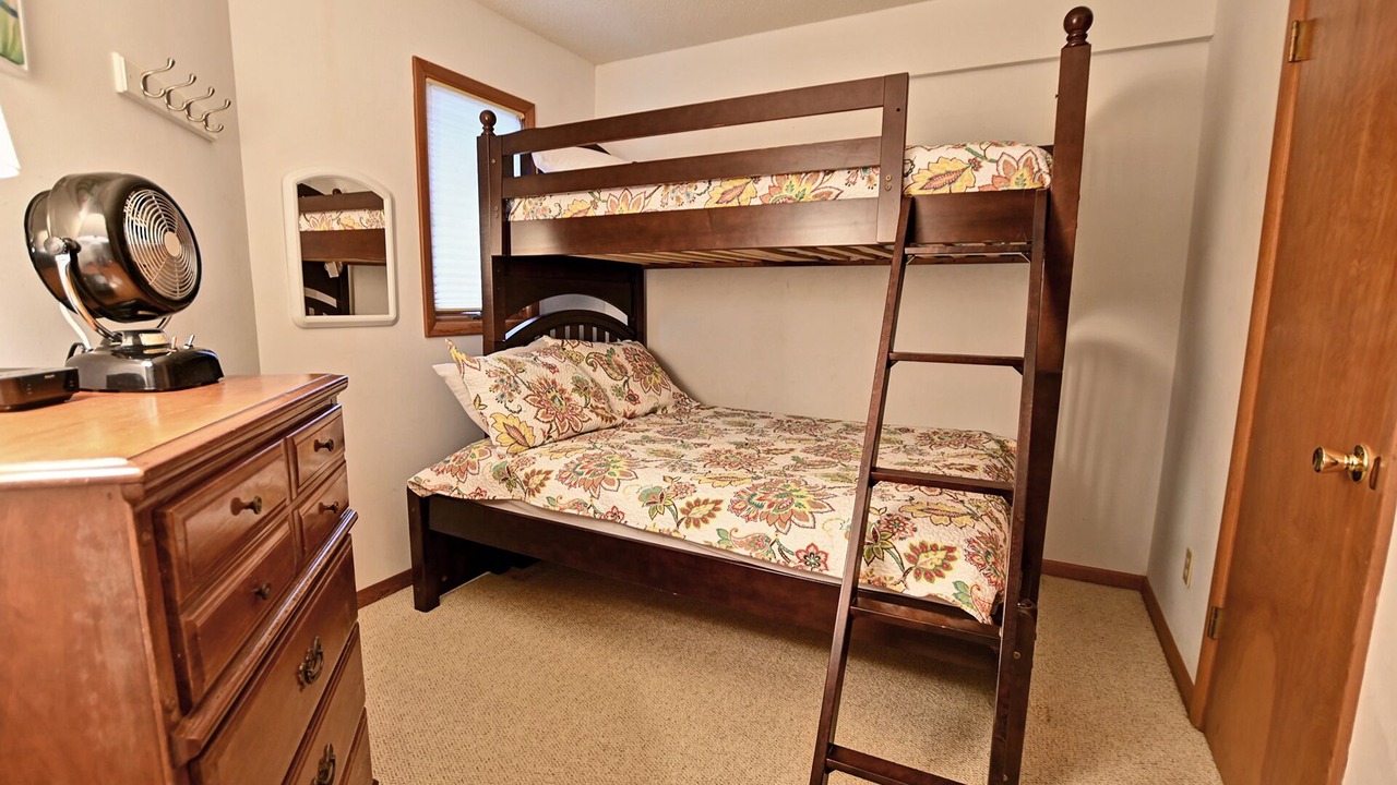 Photo of Bedroom in Fenwick Island