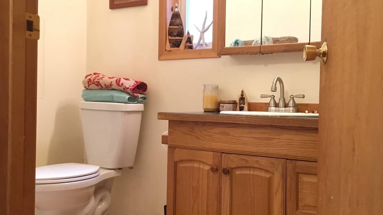 Photo of Bathroom in Chiniak