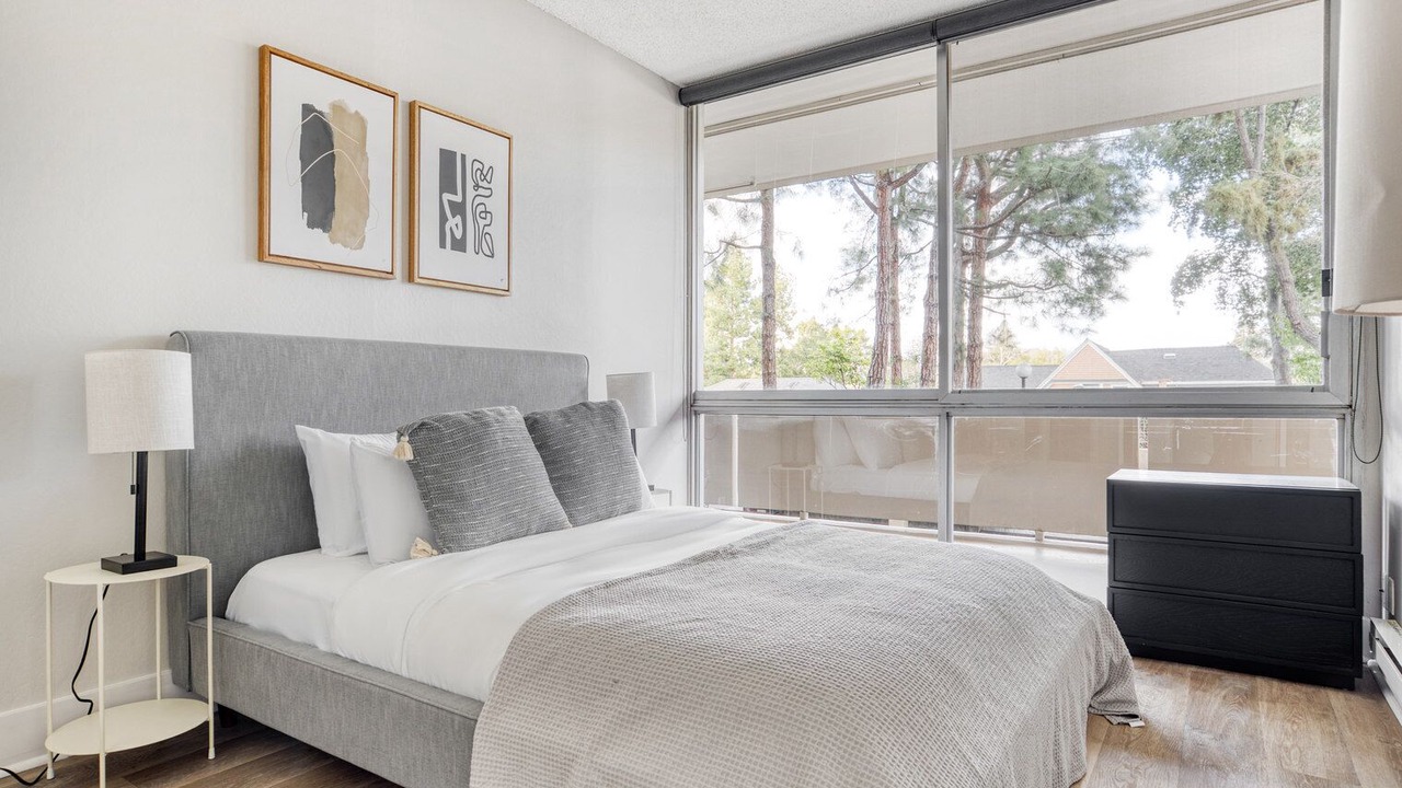 Photo of Bedroom in University South