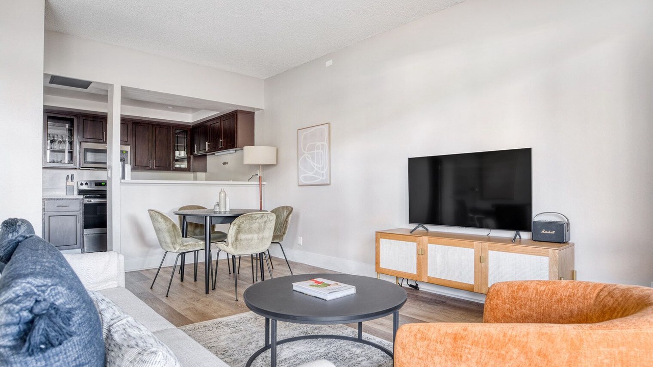 Photo of Livingroom in University South