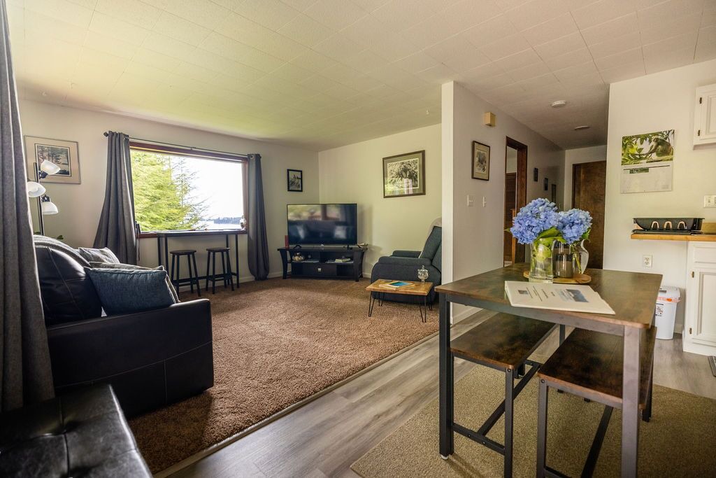 Photo of Bedroom in Sitka