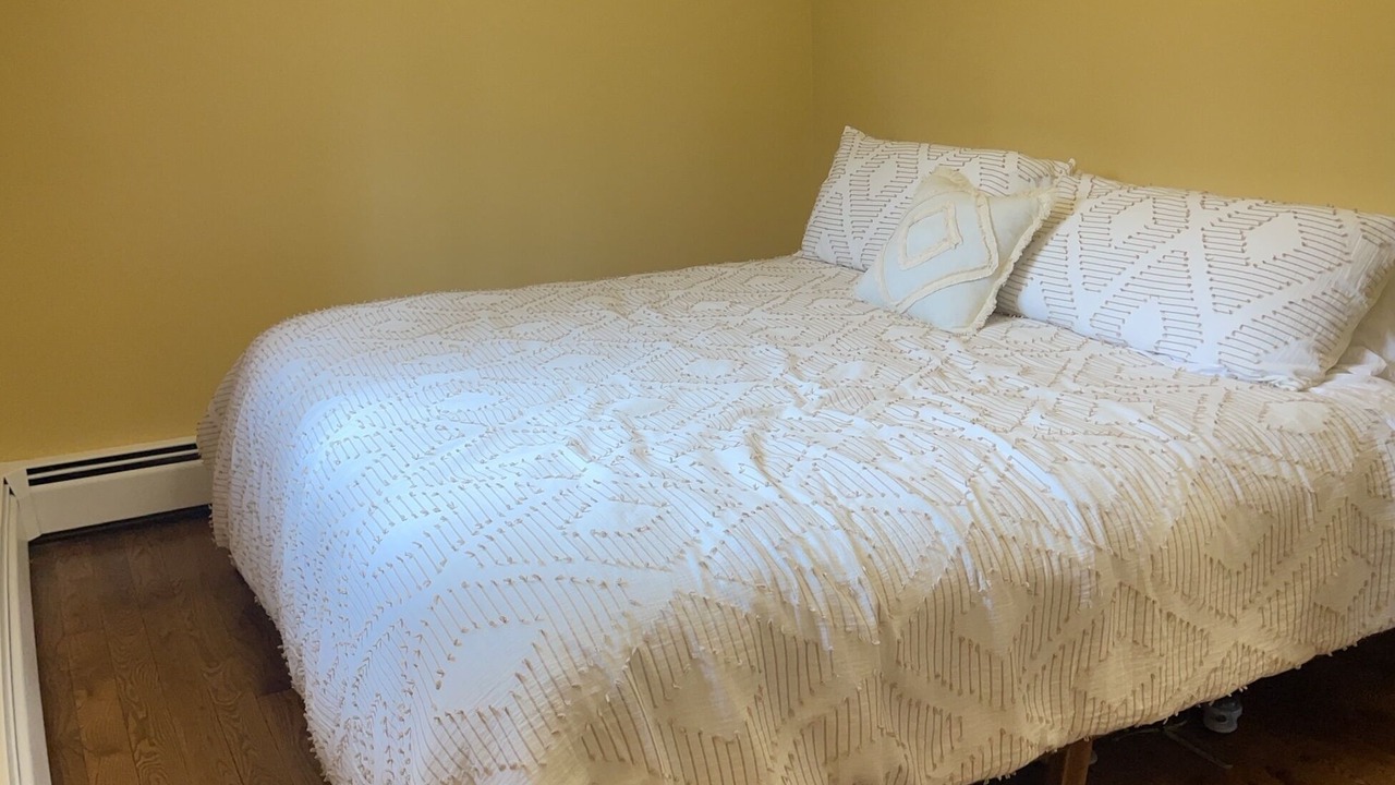 Photo of Bedroom in Oakland