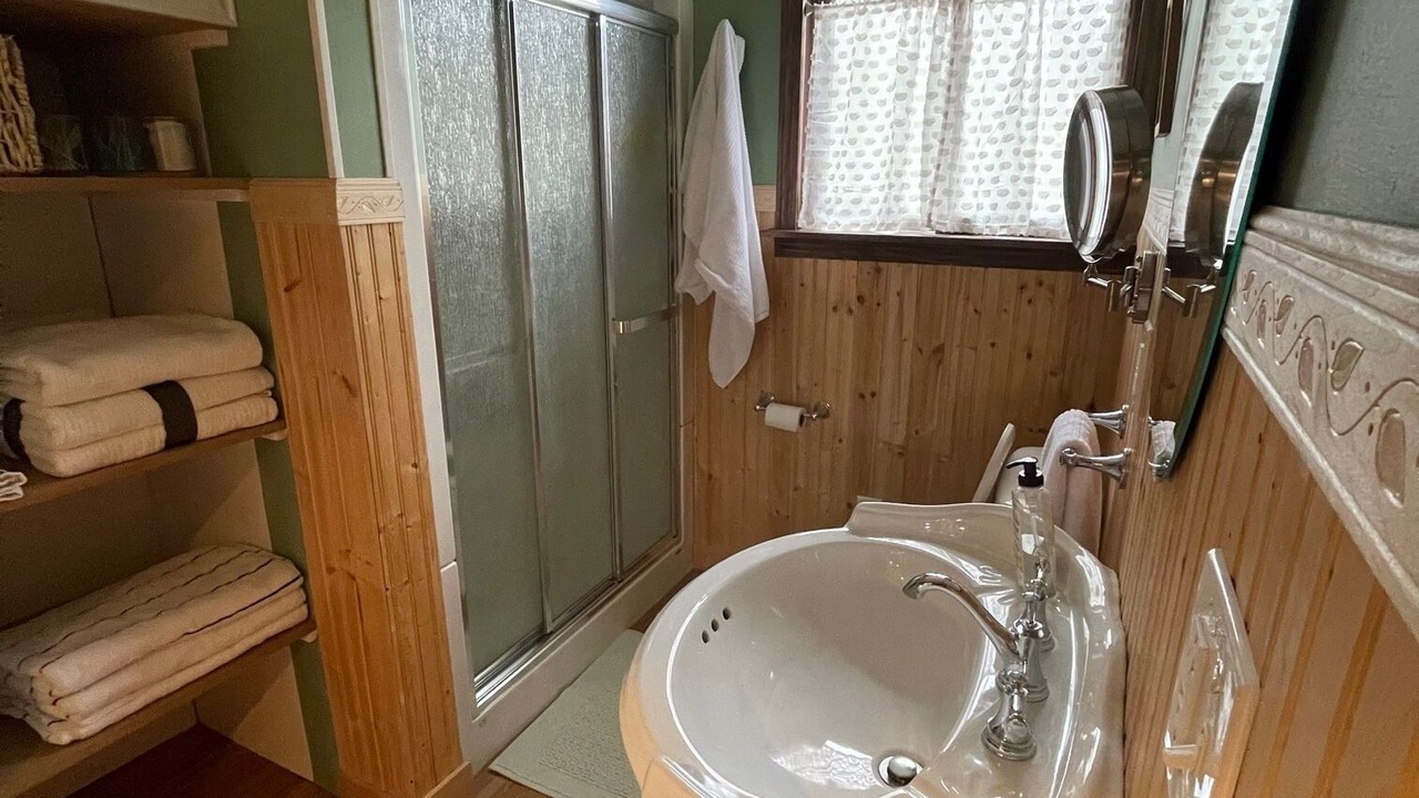 Photo of Bathroom in Oakland