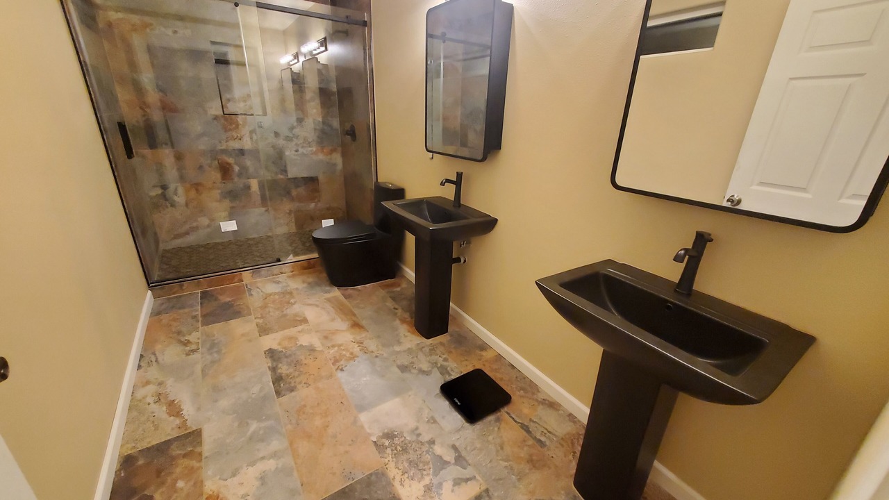 Photo of Bathroom in Soldotna