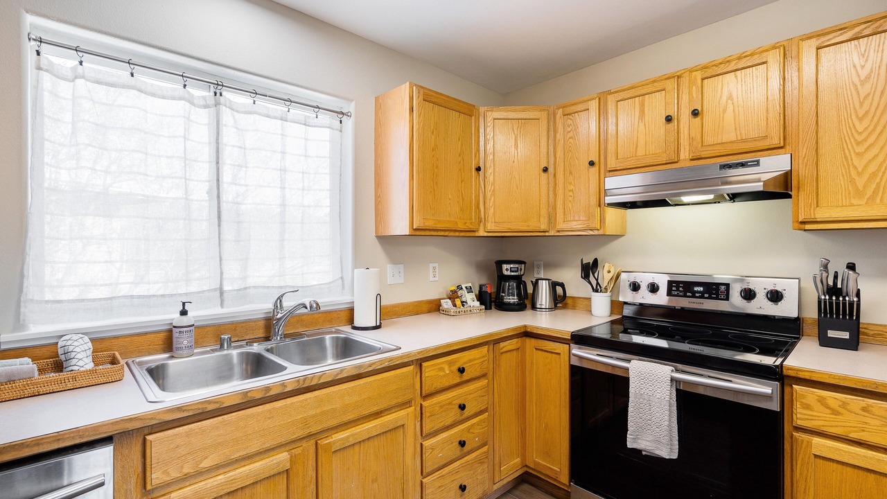 Photo of Kitchen in Bayshore - Klatt