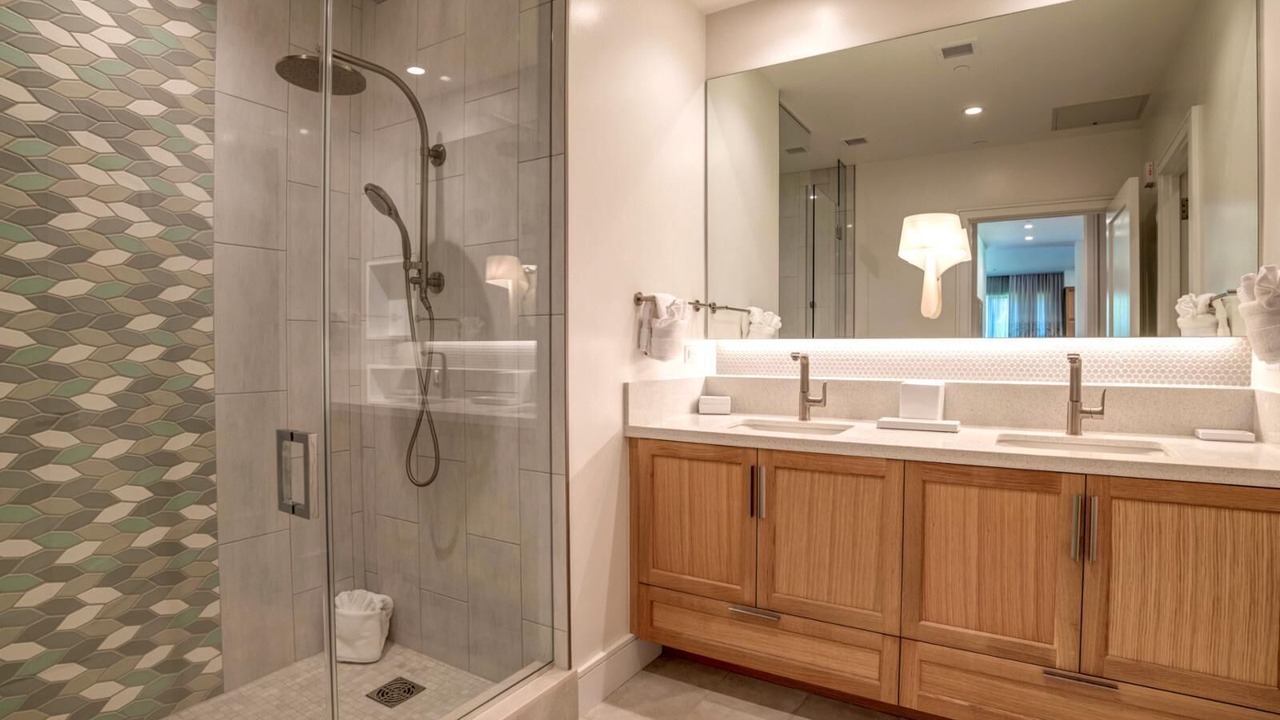 Photo of Bathroom in Honokowai