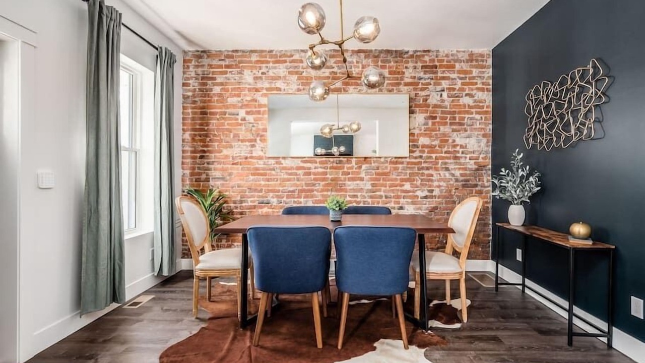 Photo of Livingroom in Near East Columbus
