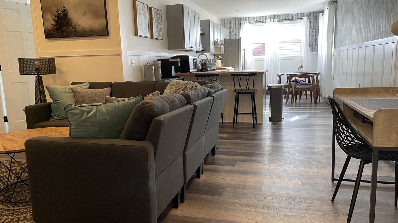 Photo of Livingroom in Ellsworth