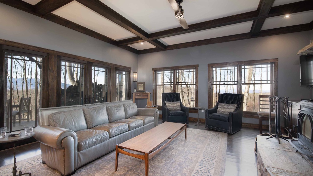 Photo of Livingroom in Spruce Pine