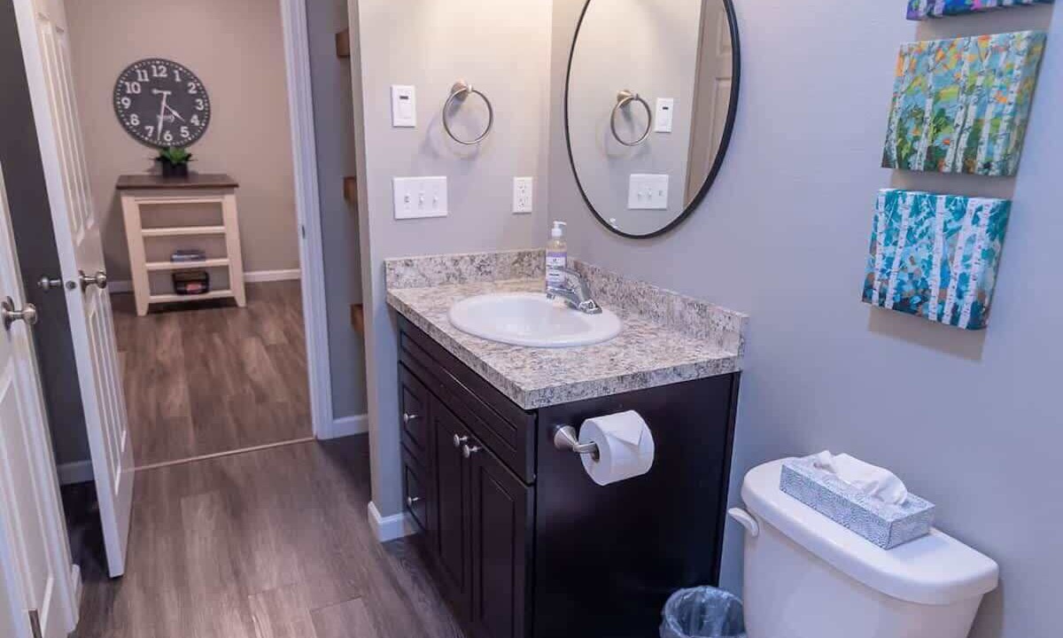 Photo of Bathroom in Meadow Lakes