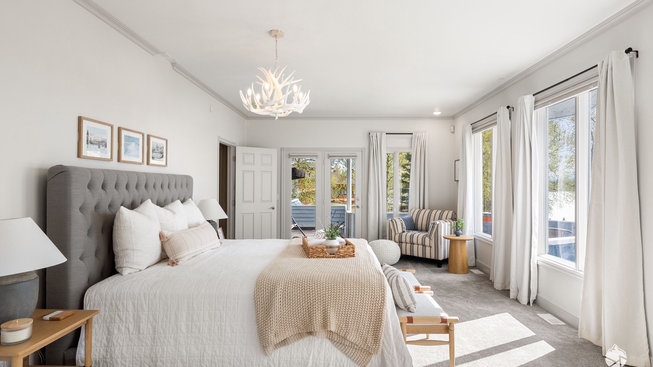 Photo of Bedroom in Wasilla