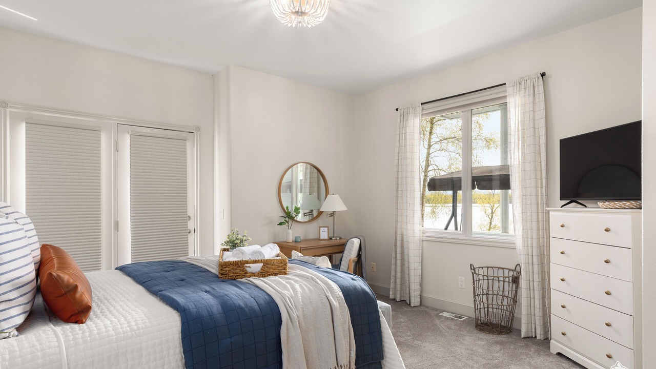 Photo of Bedroom in Wasilla