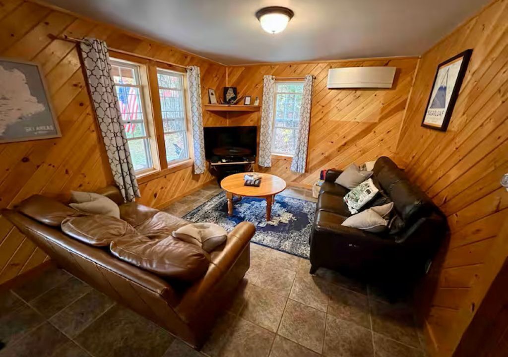 Photo of Livingroom in Carrabassett Valley