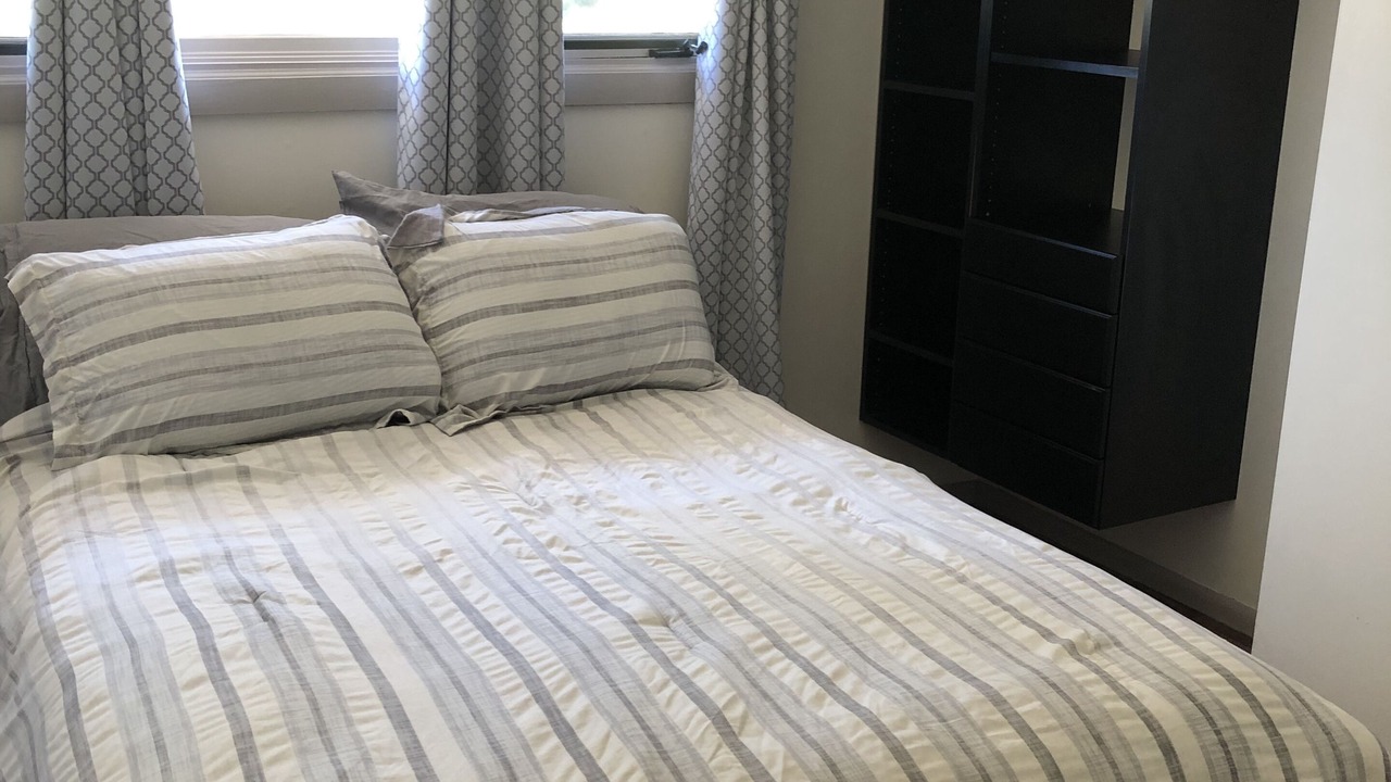 Photo of Bedroom in Mendenhall Valley