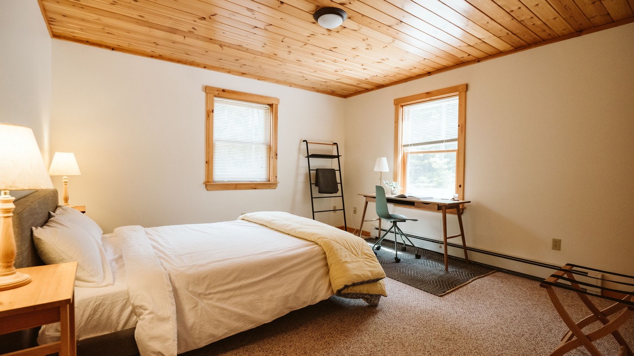Photo of Bedroom in Rumford Center