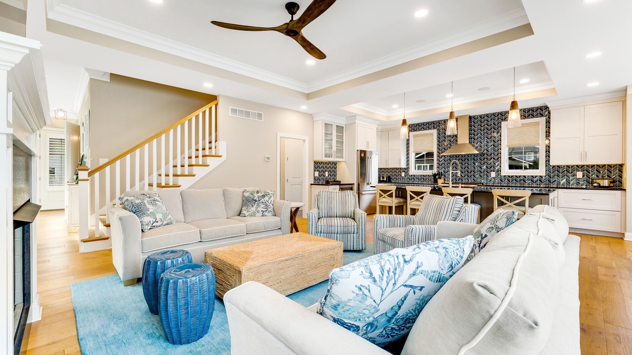 Photo of Livingroom in Country Club Estates