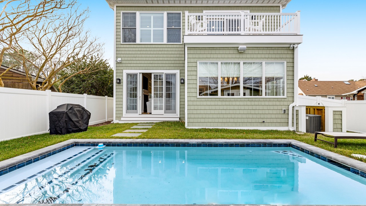 Photo of Outdoor in Country Club Estates