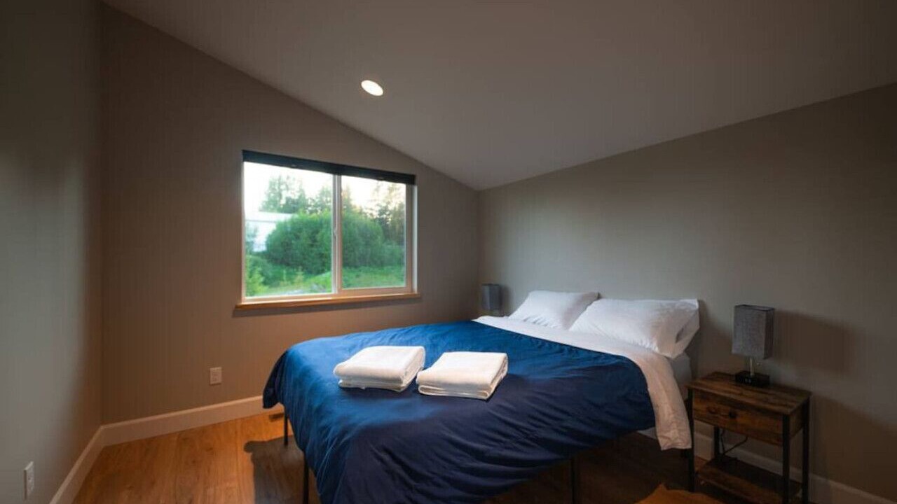 Photo of Bedroom in Homer