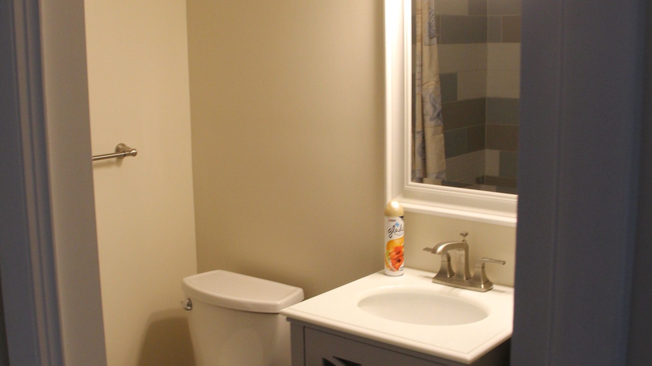 Photo of Bathroom in Country Club Estates