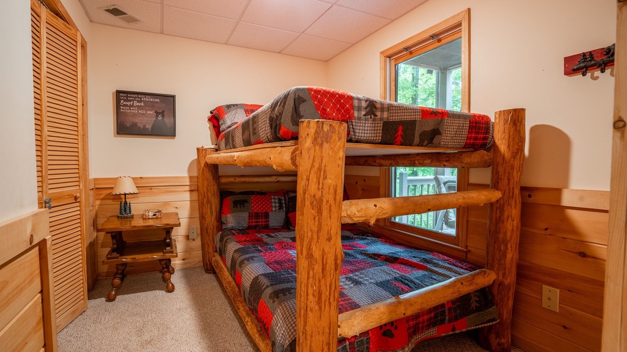 Photo of Bedroom in Ellijay