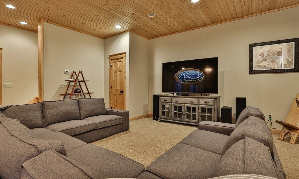 Photo of Bedroom in Ellijay