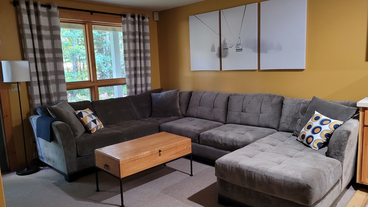 Photo of Livingroom in Carrabassett Valley