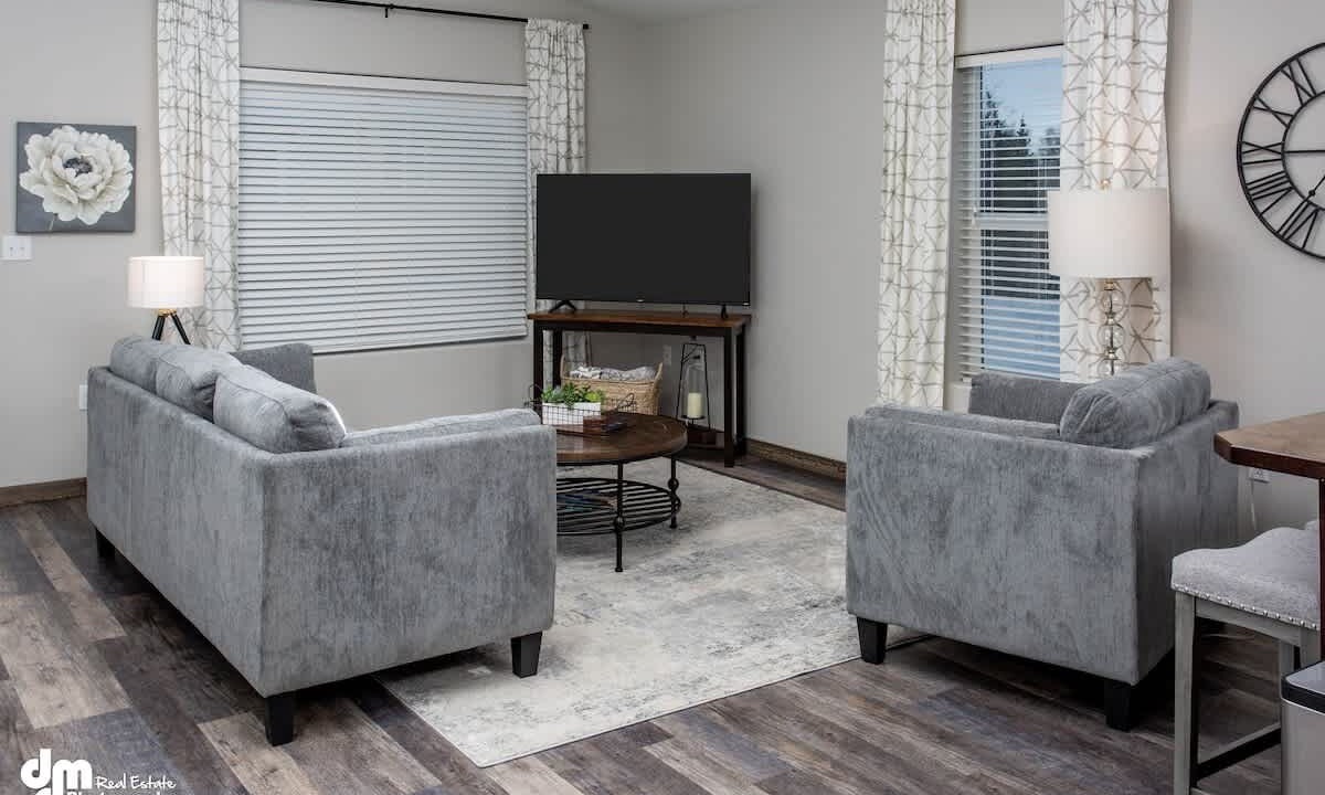 Photo of Bedroom in Meadow Lakes
